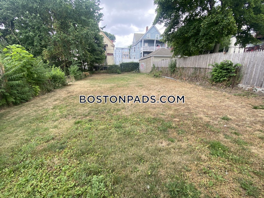 BOSTON - DORCHESTER - FIELDS CORNER - 3 Beds, 1 Bath - Image 60