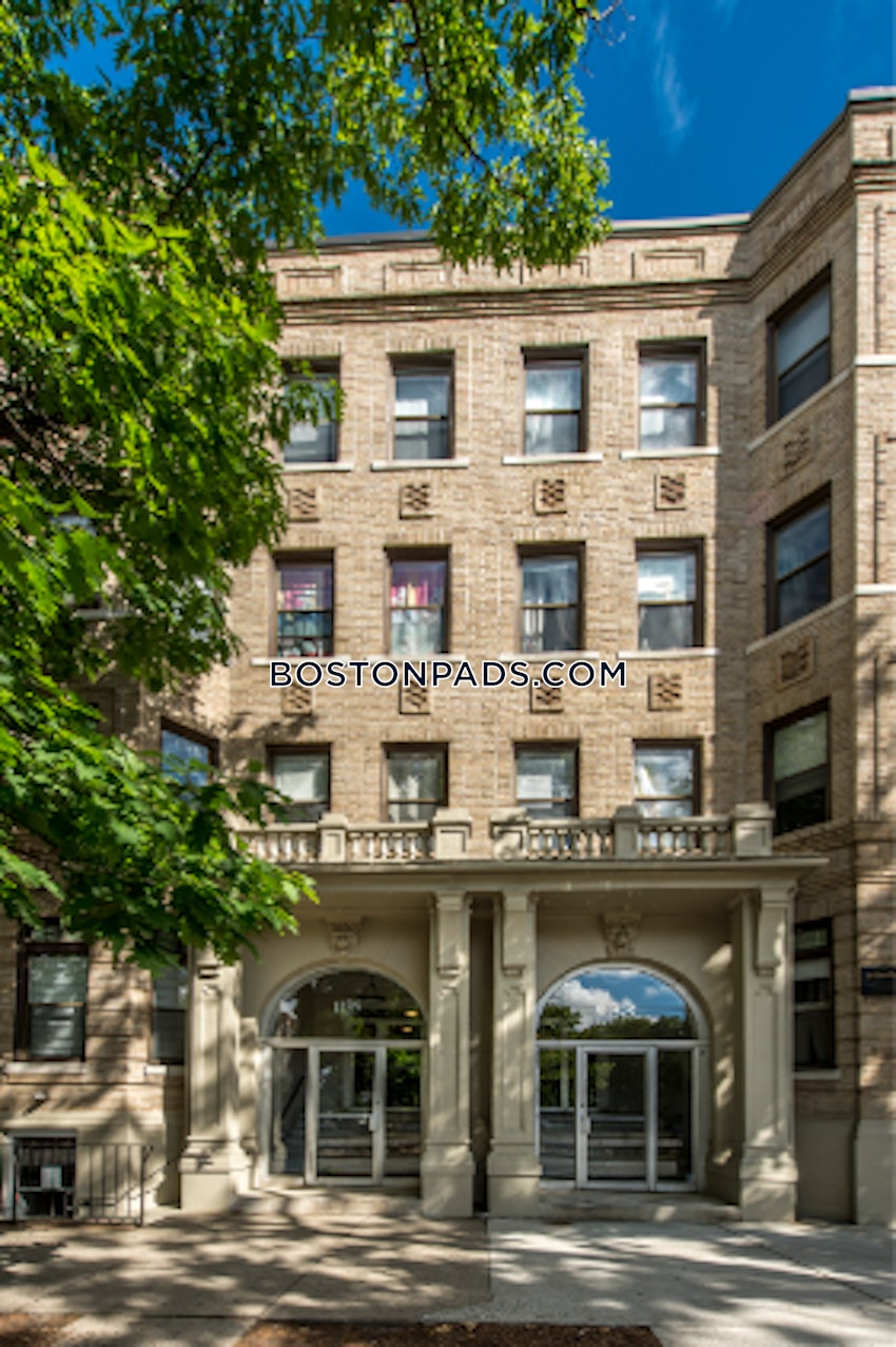 BOSTON - ALLSTON - 3 Beds, 1.5 Baths - Image 2