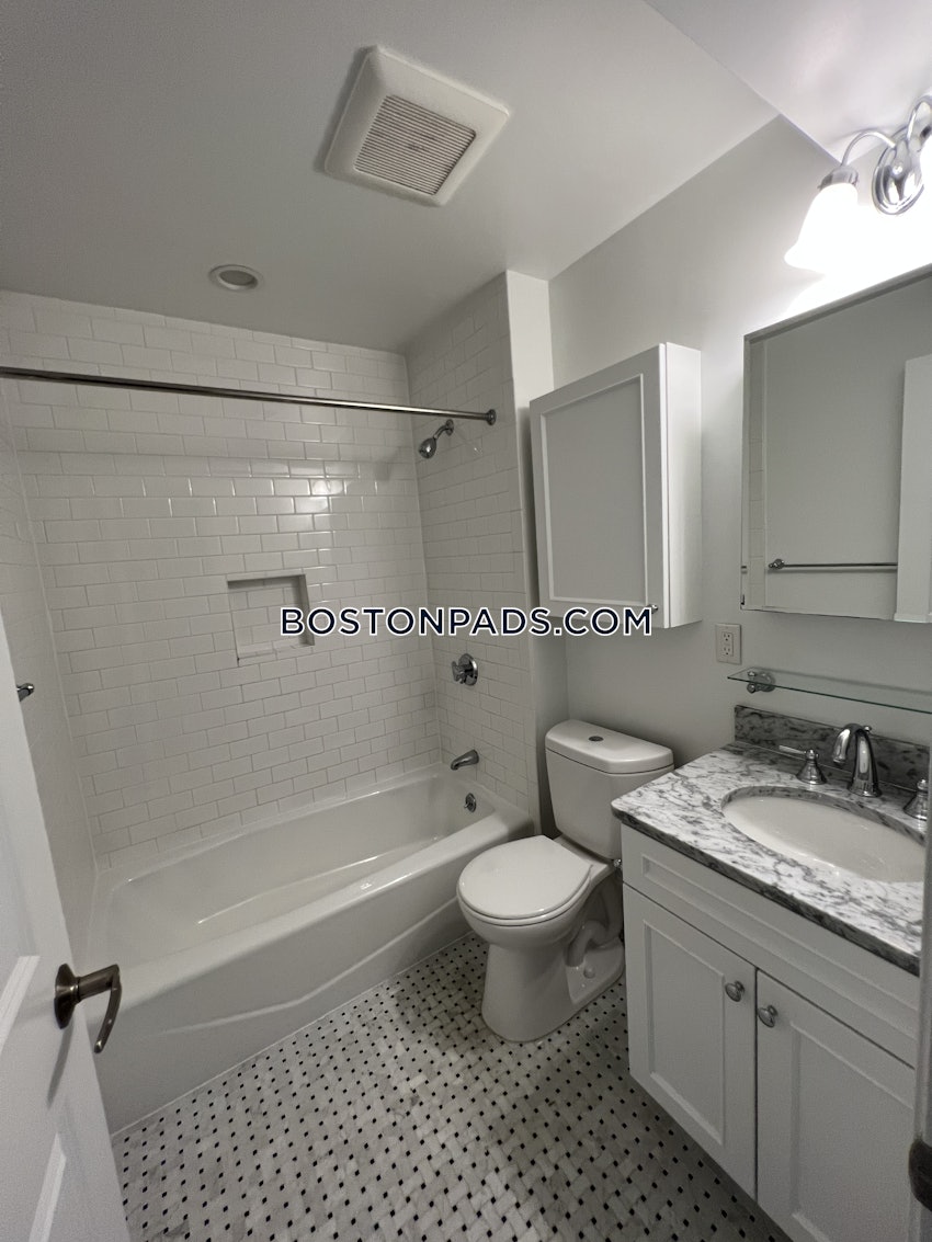 CAMBRIDGE - HARVARD SQUARE - 1 Bed, 1 Bath - Image 36