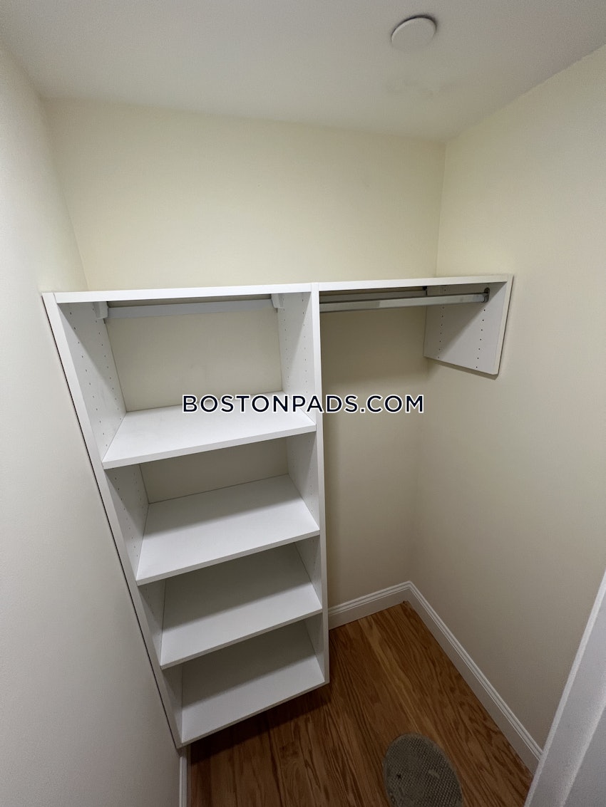 CAMBRIDGE - HARVARD SQUARE - 1 Bed, 1 Bath - Image 20