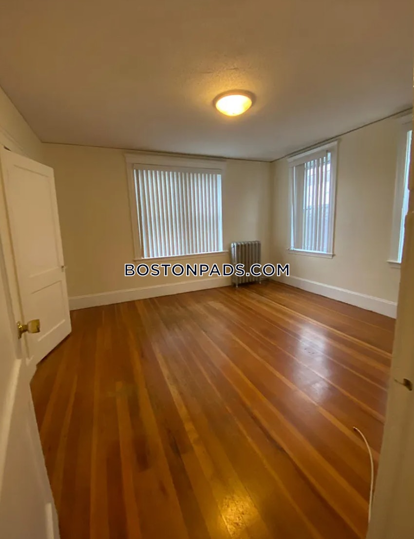 BOSTON - ALLSTON - 1 Bed, 1 Bath - Image 11