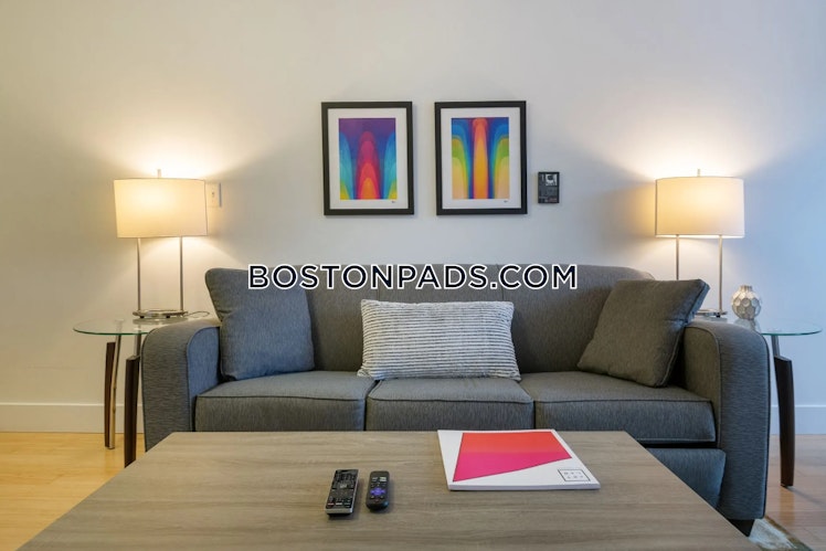 Boylston St., Boston