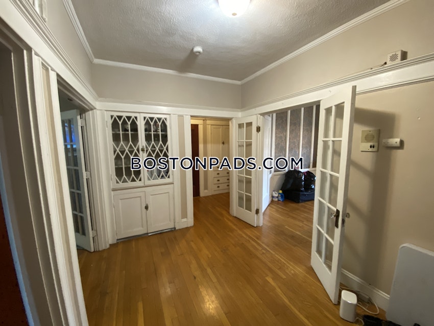 BOSTON - ALLSTON - 2 Beds, 1 Bath - Image 16