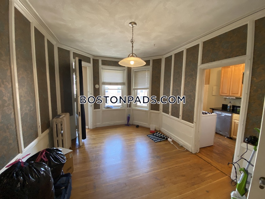 BOSTON - ALLSTON - 2 Beds, 1 Bath - Image 3