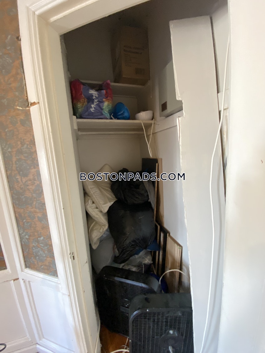 BOSTON - ALLSTON - 2 Beds, 1 Bath - Image 11