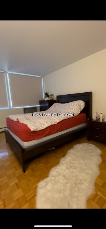 Boston - 1 Beds, 1 Baths