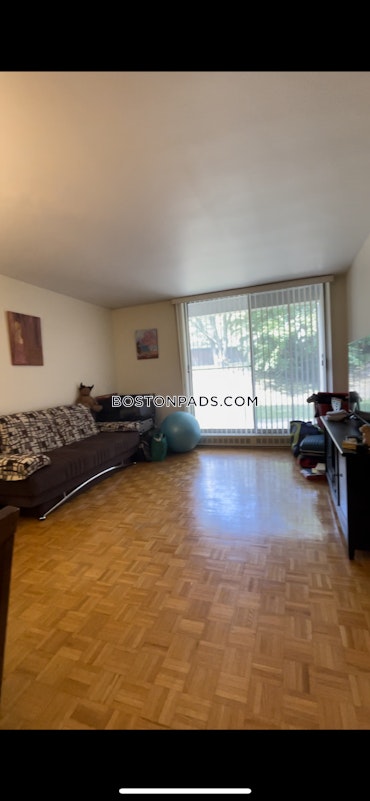 Boston - 1 Beds, 1 Baths