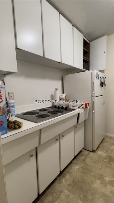 Boston - 1 Beds, 1 Baths