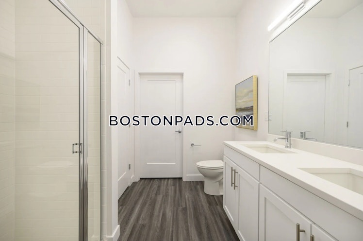 Loring Boulevard, Plymouth