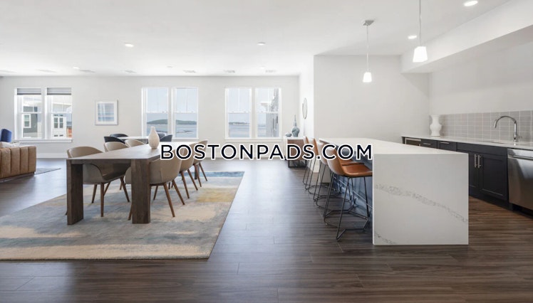 Loring Boulevard, Plymouth