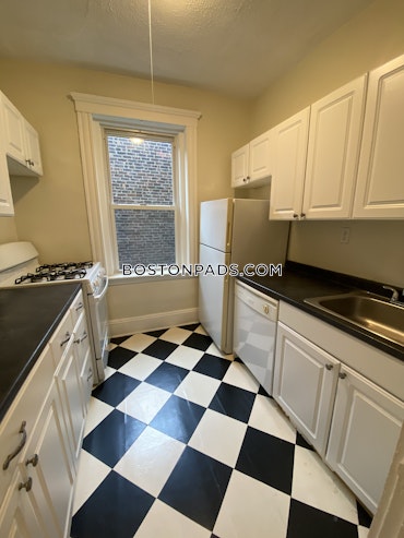 Boston - 1 Beds, 1 Baths