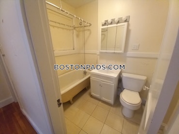 Boston - 1 Beds, 1 Baths