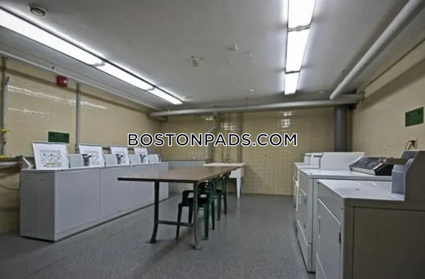 Boston - $2,550+ /month