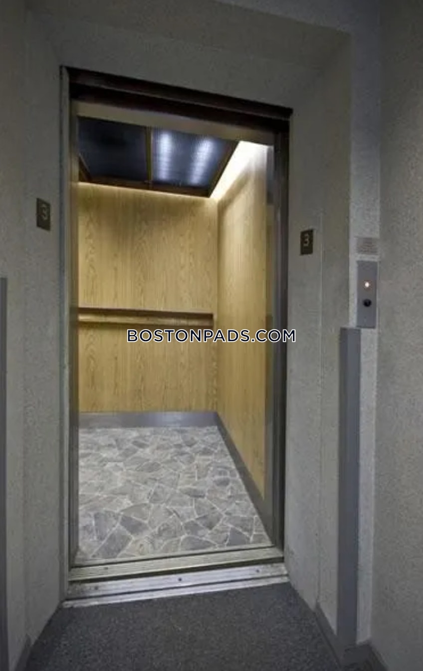 Boston - $2,550+ /month