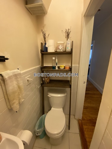 Boston - 3 Beds, 2 Baths