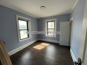 Boston - 4 Beds, 1 Baths