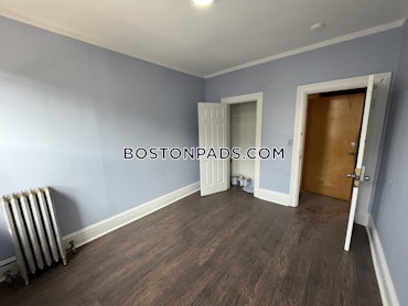 Boston - 4 Beds, 1 Baths