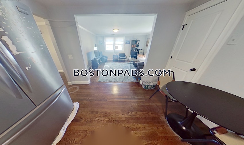 BOSTON - BRIGHTON - OAK SQUARE - 4 Beds, 1 Bath - Image 17