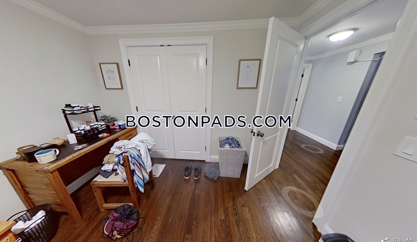 BOSTON - BRIGHTON - OAK SQUARE - 4 Beds, 1 Bath - Image 14