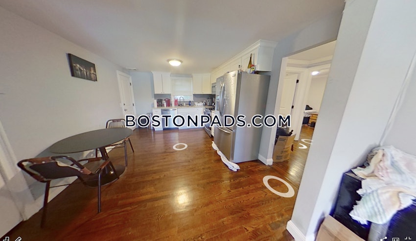 BOSTON - BRIGHTON - OAK SQUARE - 4 Beds, 1 Bath - Image 9