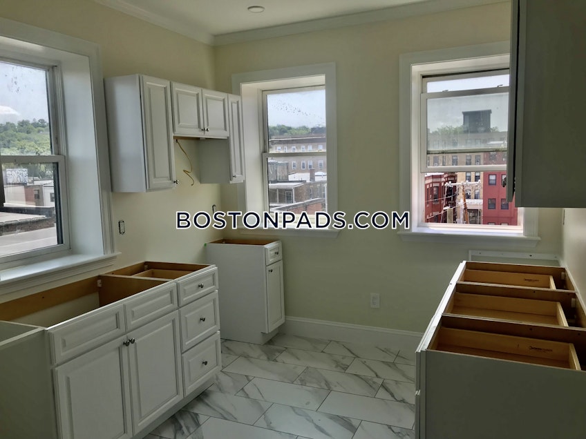 Boston - $5,700+ /month