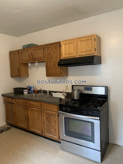 Fort Hill -STUNNING 4 BED AVAILABLE NEAR THE ORANGE LINE! Boston - $4,600 No Fee