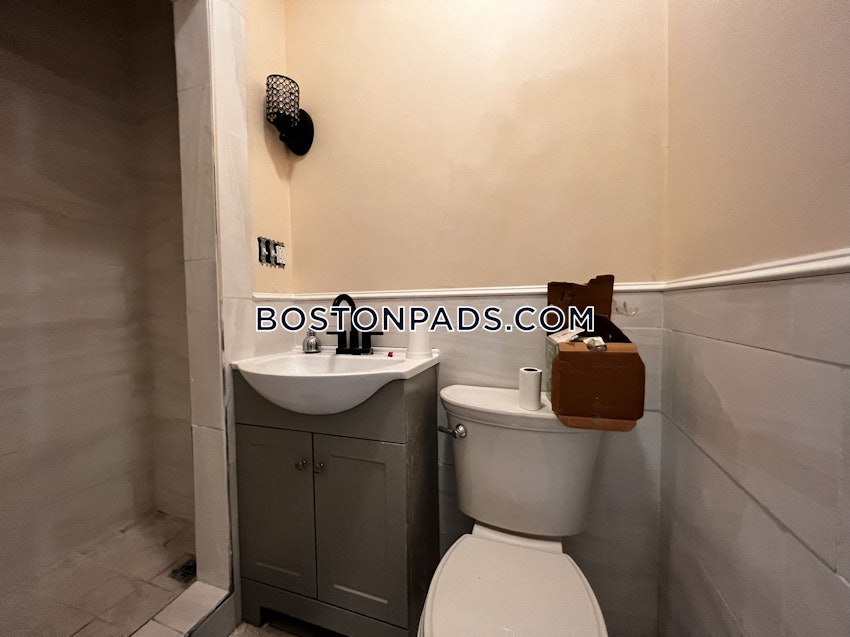 BOSTON - ROXBURY - 4 Beds, 2 Baths - Image 22