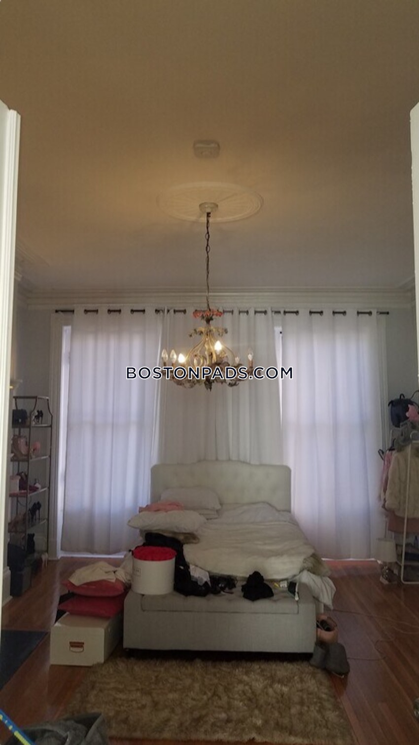 BOSTON - BACK BAY - 1 Bed, 1 Bath - Image 16