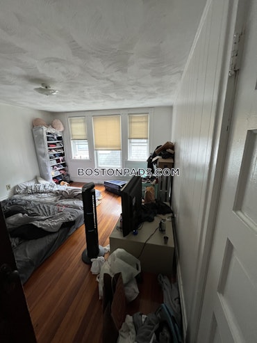 Boston - 3 Beds, 1 Baths