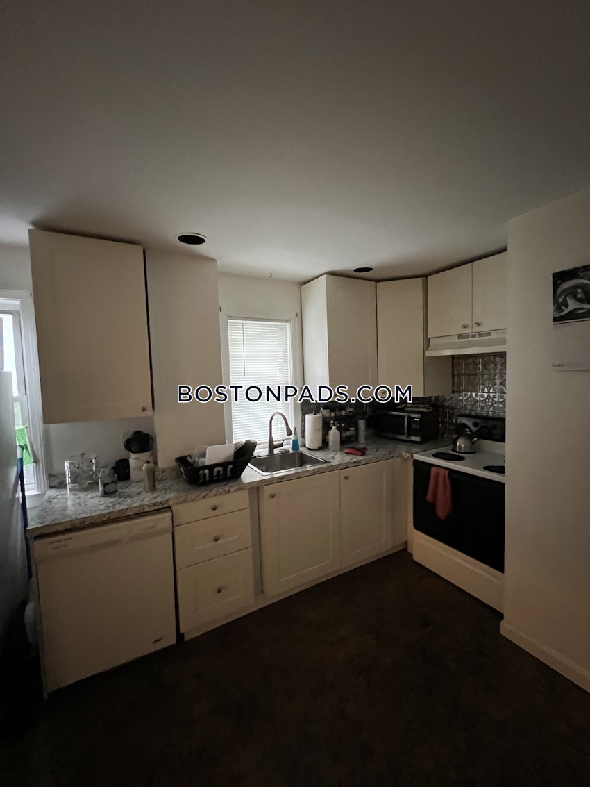 BOSTON - SOUTH BOSTON - ANDREW SQUARE - 2 Beds, 1 Bath - Image 5