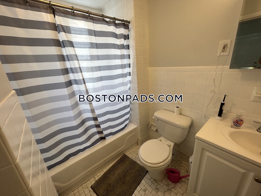 BOSTON - DORCHESTER/SOUTH BOSTON BORDER - 4 Beds, 1 Bath - Image 18