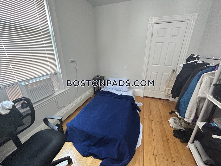 BOSTON - DORCHESTER - SAVIN HILL - 4 Beds, 1 Bath - Image 12