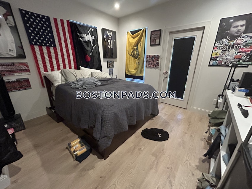 BOSTON - DORCHESTER/SOUTH BOSTON BORDER - 4 Beds, 2 Baths - Image 19