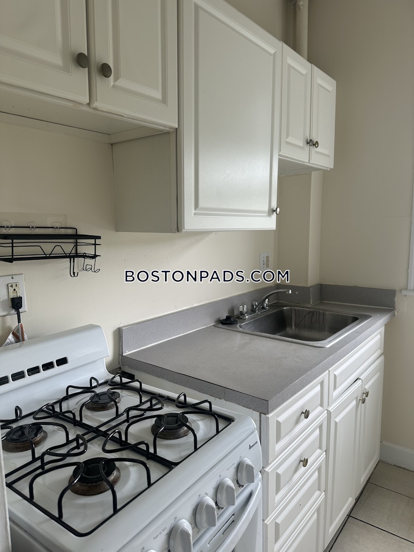 BOSTON - ALLSTON - 1 Bed, 1 Bath - Image 1