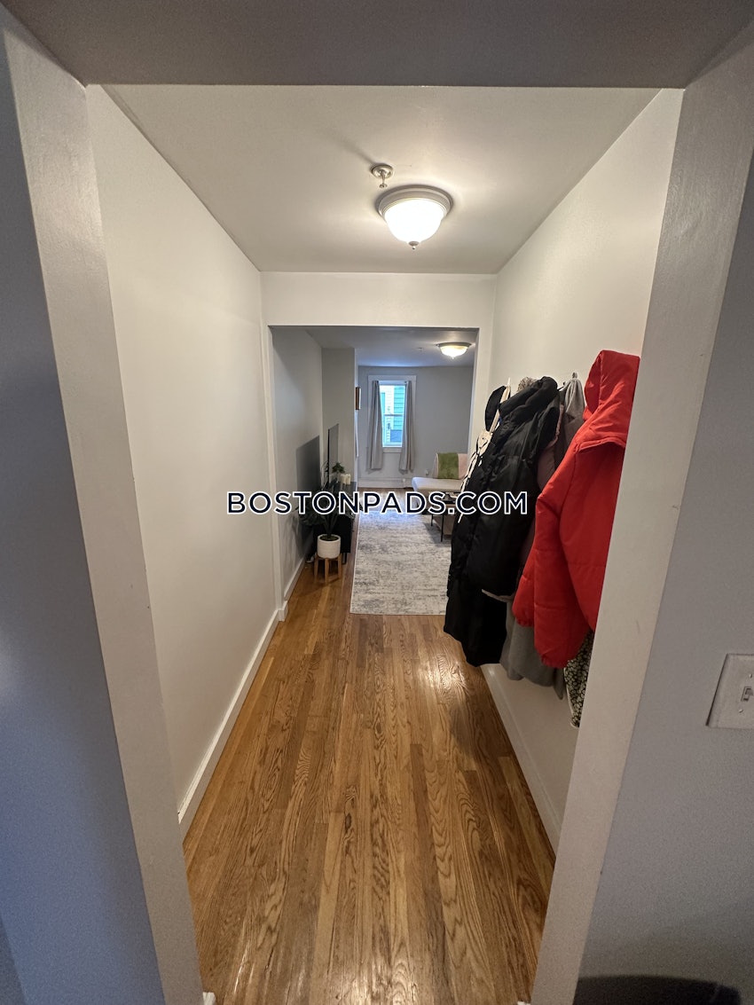 BOSTON - SOUTH BOSTON - WEST SIDE - 3 Beds, 1 Bath - Image 15