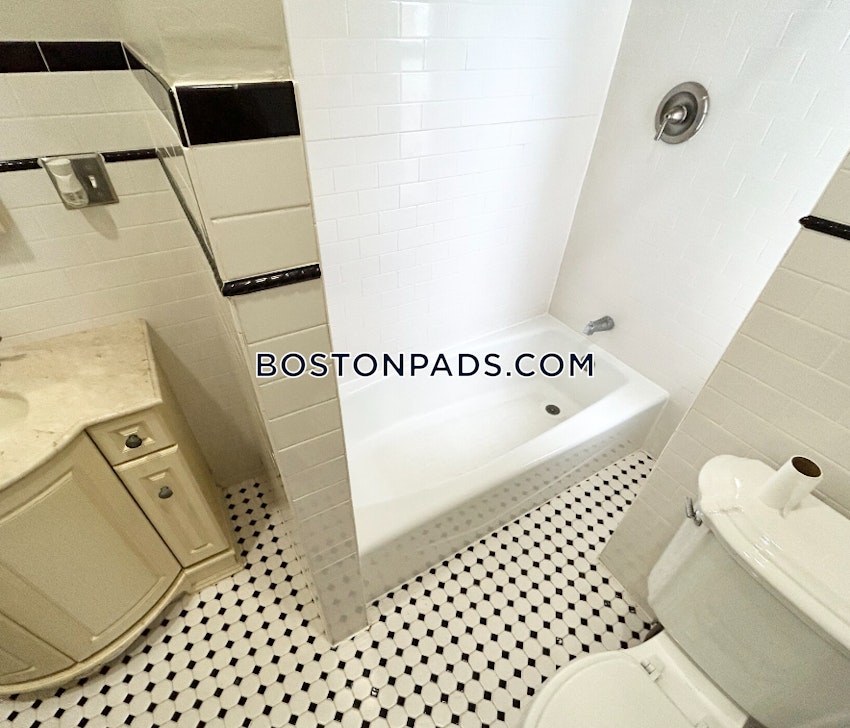 BOSTON - DORCHESTER - UPHAMS CORNER - 4 Beds, 1 Bath - Image 7