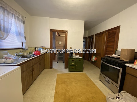 Walnut Ave. Boston photo 43