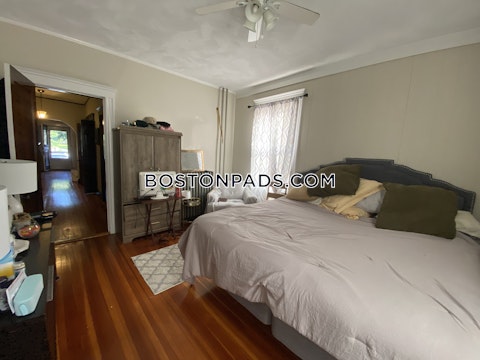 Walnut Ave. Boston photo 39