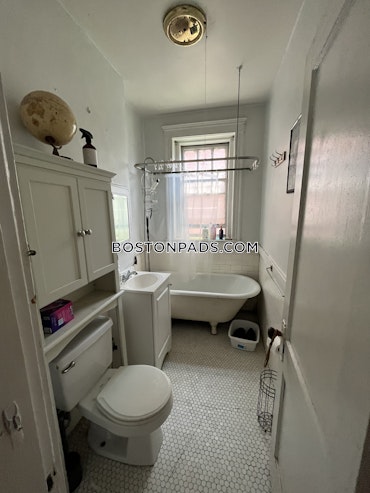 Boston - 1 Beds, 1 Baths