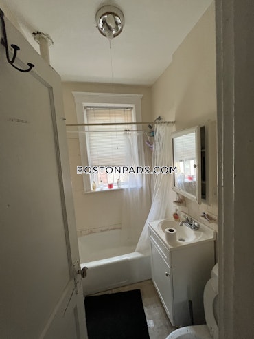 Boston - 1 Beds, 1 Baths