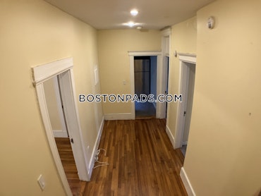 Boston - 2 Beds, 1 Baths