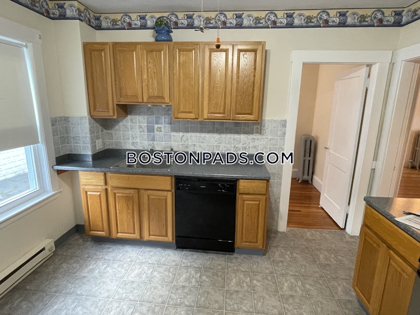 MEDFORD - TUFTS - 2 Beds, 1 Bath - Image 2