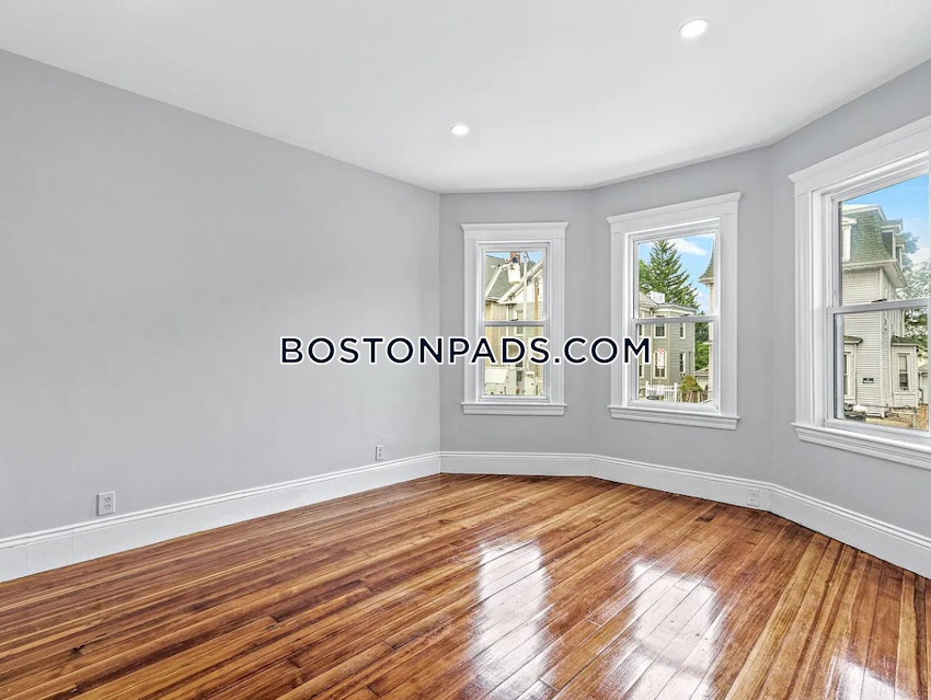 BOSTON - DORCHESTER - SAVIN HILL - 4 Beds, 1 Bath - Image 8