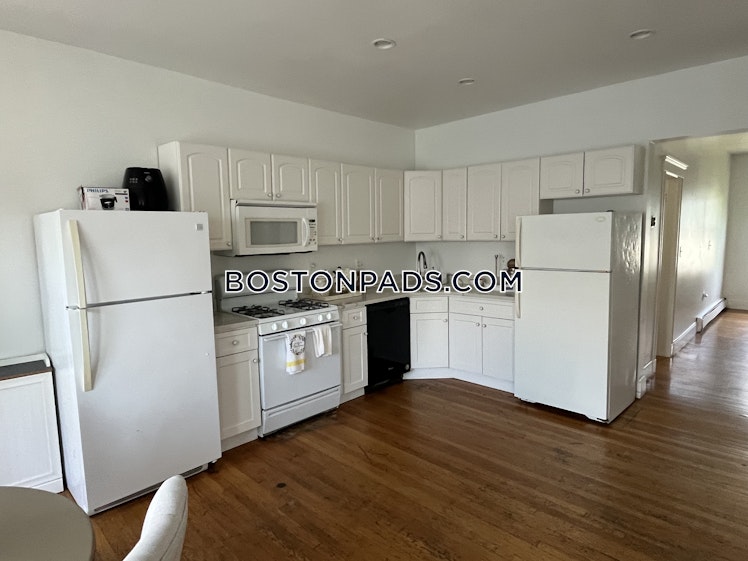 Algonquin Rd., Newton