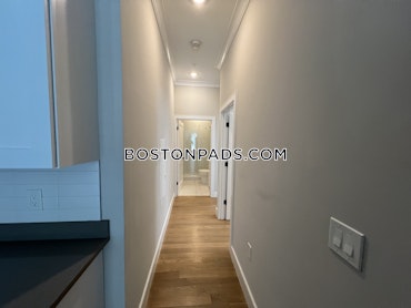 Boston - 5 Beds, 2 Baths