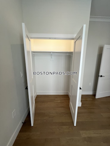 Boston - 5 Beds, 2 Baths