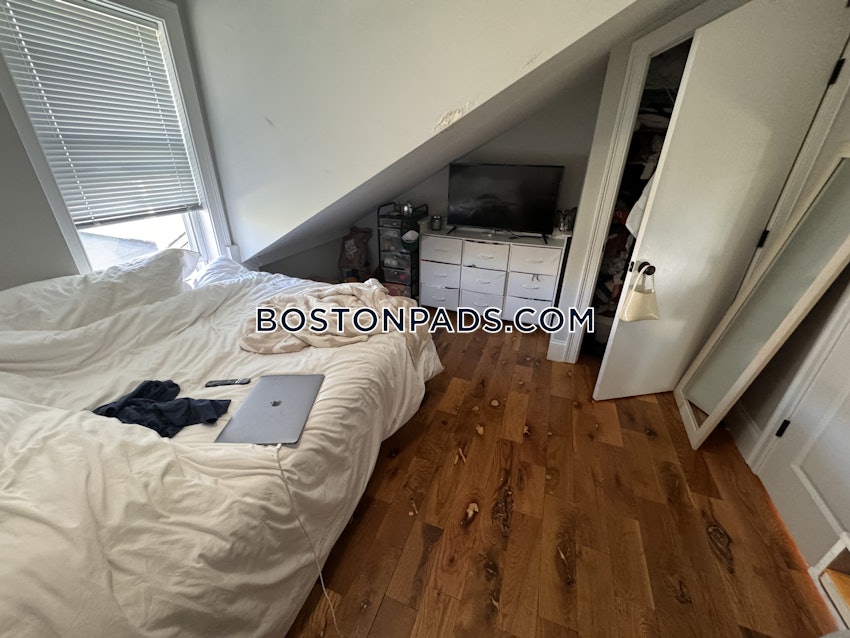 BOSTON - EAST BOSTON - EAGLE HILL - 5 Beds, 3 Baths - Image 5