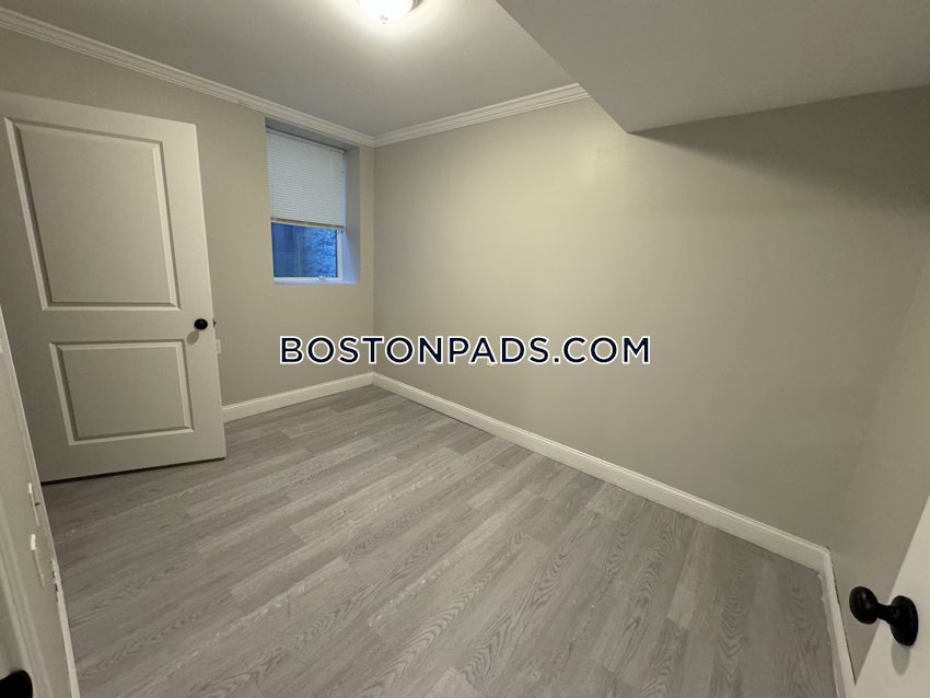 BOSTON - ROXBURY - 4 Beds, 2 Baths - Image 3