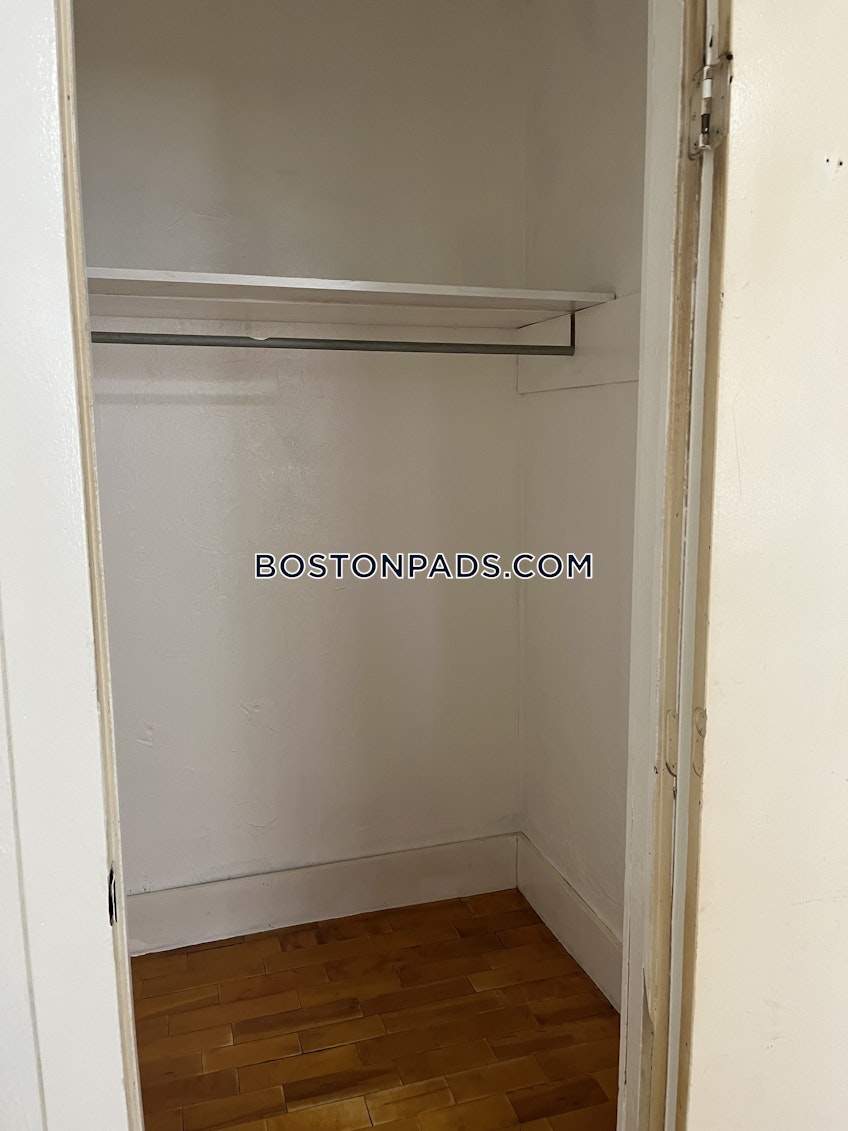 Boston - $3,000+ /month