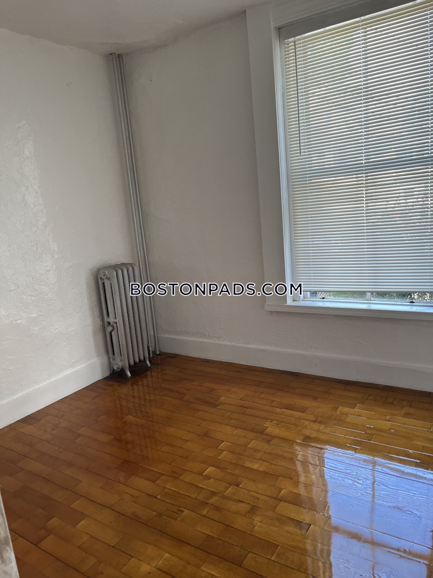 Boston - $3,000+ /month